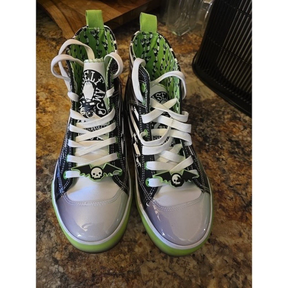Ground Up Beetlejuice Women's High Top Sneakers Size 7.5 Green Lace-Up